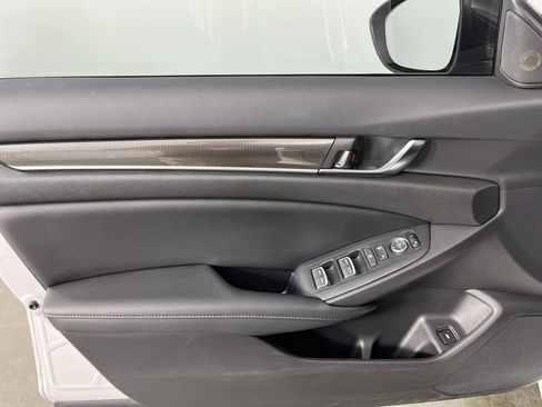 Used 2022 Honda Accord Sport image 25
