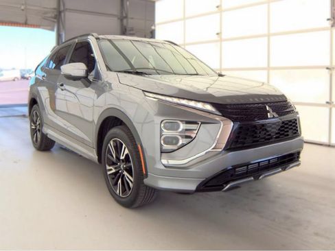 Used 2024 Mitsubishi Eclipse Cross SEL AWD/4WD image 4