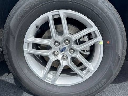 New 2027 Ford Explorer Active w/ Active Comfort Package AWD/4WD image 9