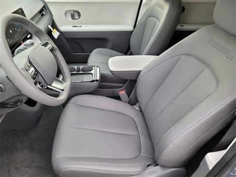 New 2026 Hyundai Ioniq 5 SEL image 15