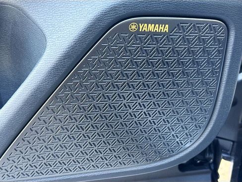 New 2026 Mitsubishi Outlander SE image 19