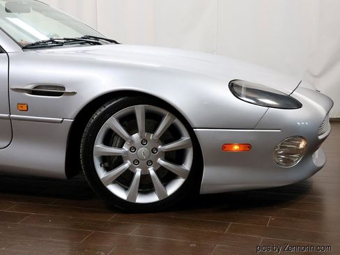 Used 2003 Aston Martin DB7 Vantage RWD image 4