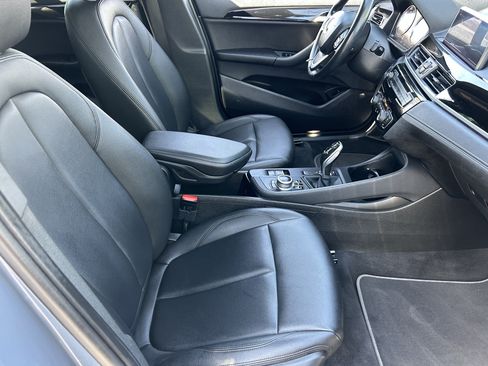 Used 2021 BMW X1 sDrive28i w/ Convenience Package FWD image 9