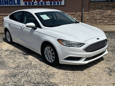 Used 2018 Ford Fusion S FWD image 1