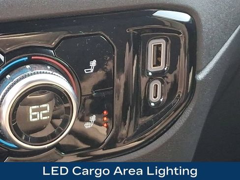 Used 2024 GMC Sierra 1500 Elevation AWD/4WD image 16