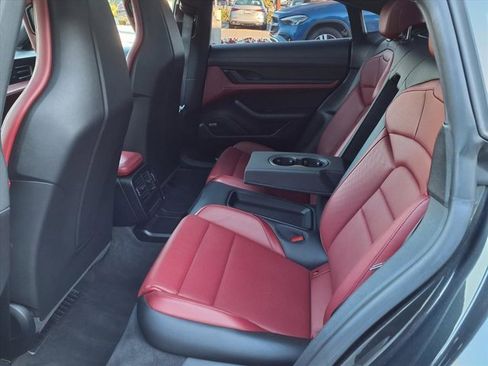 Used 2020 Porsche Taycan 4S image 18