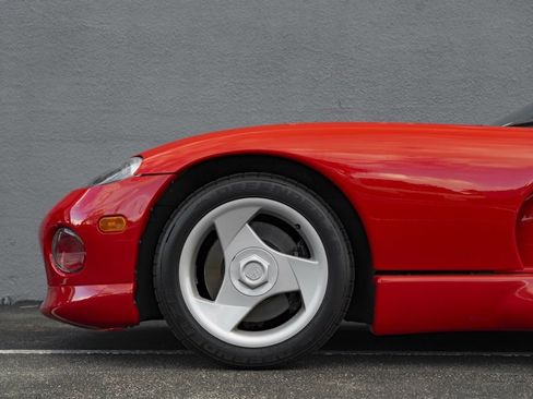 Used 1993 Dodge Viper RT/10 image 56