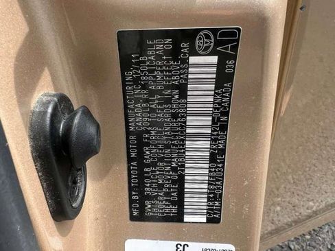 Used 2012 Toyota Corolla LE FWD image 32
