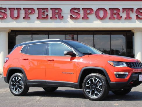 Used 2021 Jeep Compass Trailhawk AWD/4WD image 1