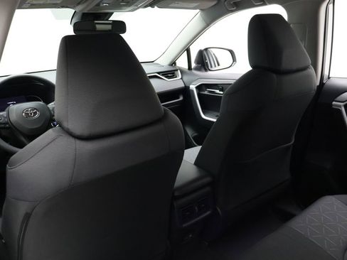 Certified 2025 Toyota RAV4 XLE image 20