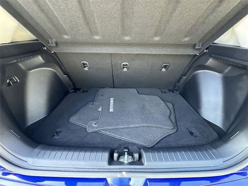 Used 2024 Hyundai Venue Limited image 25