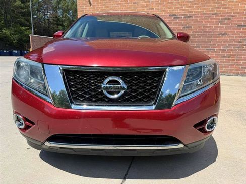Used 2014 Nissan Pathfinder SL w/ SL Premium Package FWD image 3