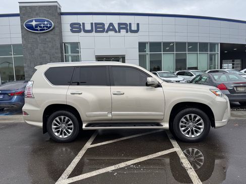 Used 2016 Lexus GX 460 Luxury image 8