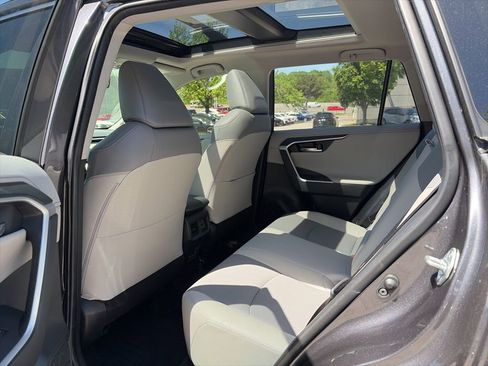 Used 2025 Toyota RAV4 Limited AWD/4WD image 10