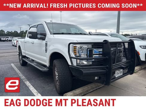 Used 2019 Ford F250 XLT w/ XLT Premium Package AWD/4WD image 1