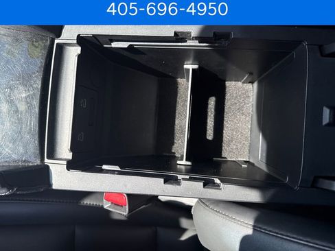 Used 2025 MAZDA MAZDA3 s FWD image 32