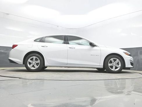 Used 2019 Chevrolet Malibu LS FWD image 40