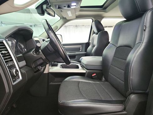 Used 2019 RAM 1500 Classic Warlock AWD/4WD image 11