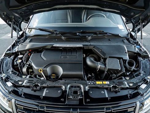 Used 2025 Land Rover Range Rover Evoque S image 31