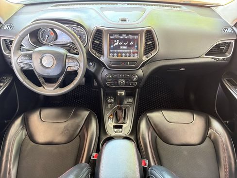 Used 2022 Jeep Cherokee Trailhawk w/ Sun, Sound & Nav Group AWD/4WD image 23