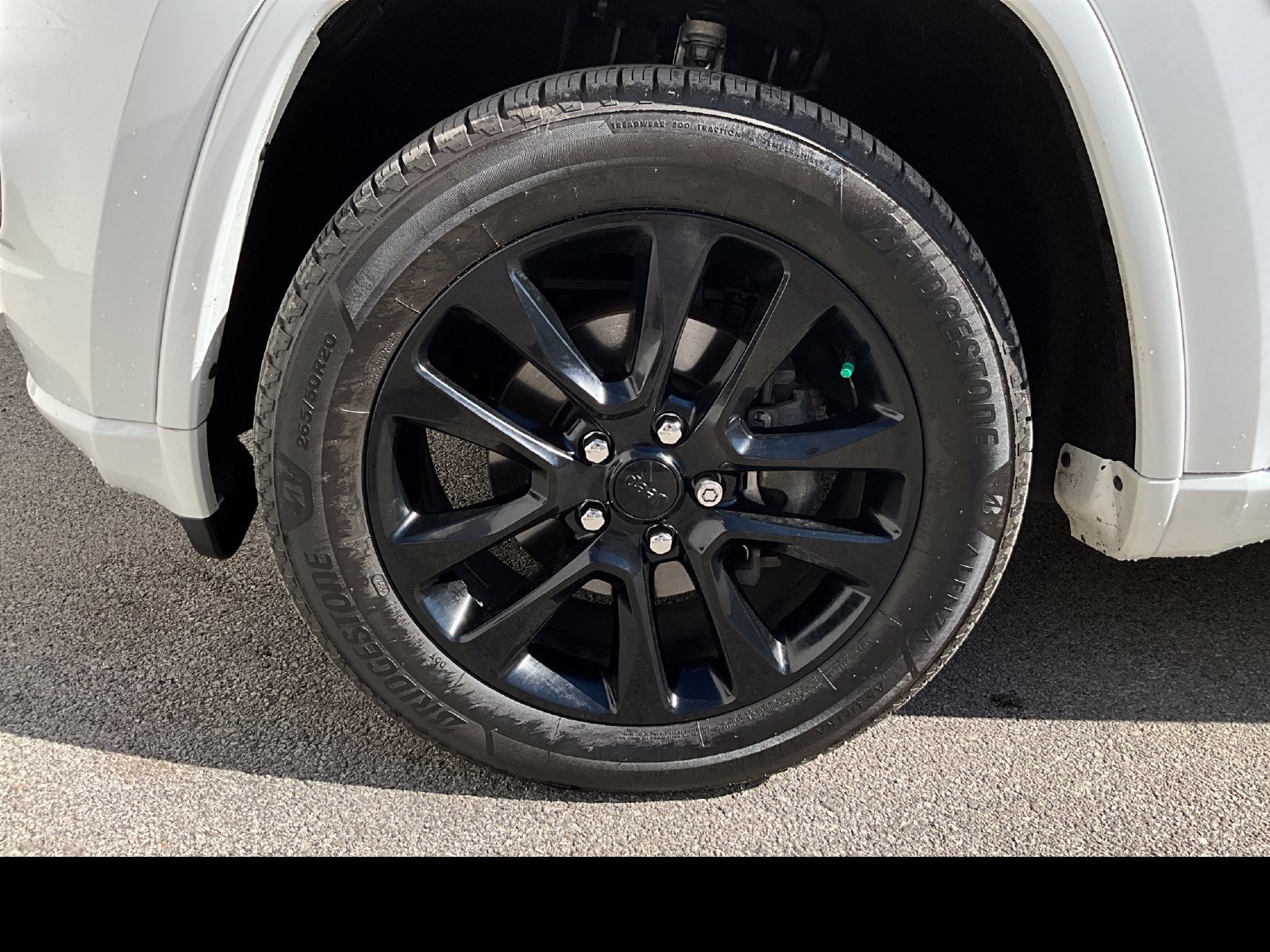 Used 2020 Jeep Grand Cherokee Altitude AWD/4WD image 22
