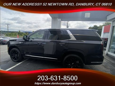 Used 2025 Cadillac Escalade Premium Luxury w/ Touring Package AWD/4WD image 4
