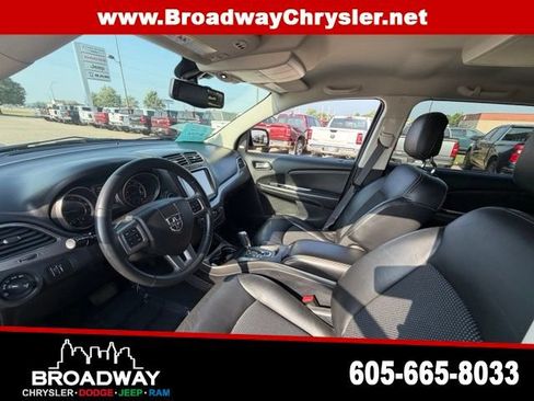 Used 2017 Dodge Journey Crossroad w/ Rear Seat Video Group I AWD/4WD image 14