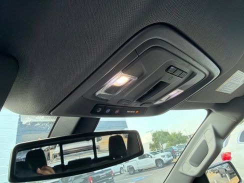 Used 2019 GMC Sierra 1500 SLT RWD image 14