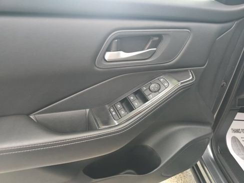 Used 2026 Nissan Rogue SV AWD/4WD image 13