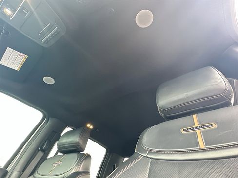 Used 2023 Ford F250 Platinum image 11
