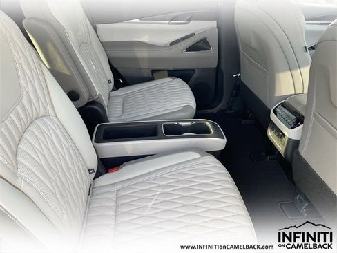 New 2026 INFINITI QX60 Autograph image 13