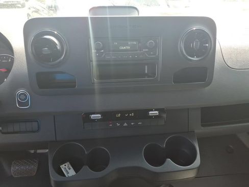 Used 2026 Mercedes-Benz Sprinter 2500 image 22