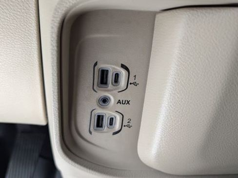 Used 2019 RAM 1500 Big Horn AWD/4WD image 24