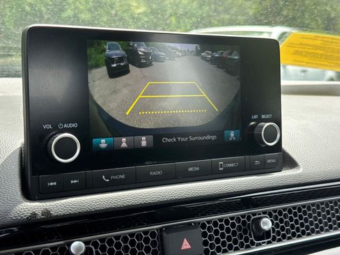 Used 2025 Honda Civic Sport image 24