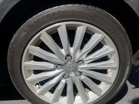 Used 2016 Audi A3 e-tron Premium Plus w/ Premium Plus Package FWD image 18