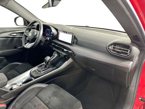 Used 2023 Dodge Hornet GT Plus w/ Track Pack image 32