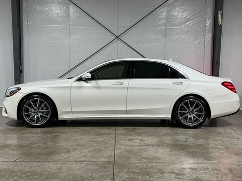 Used 2018 Mercedes-Benz S 450 Sedan w/ AMG Line Exterior image 2