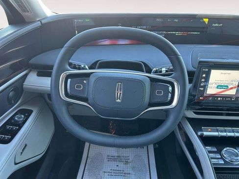 New 2026 Lincoln Nautilus Reserve w/ Jet Appearance Package AWD/4WD image 12