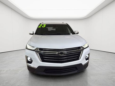 Used 2023 Chevrolet Traverse LT FWD image 24