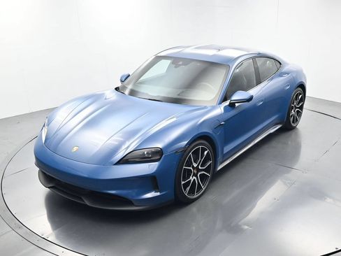 Certified 2025 Porsche Taycan RWD image 31