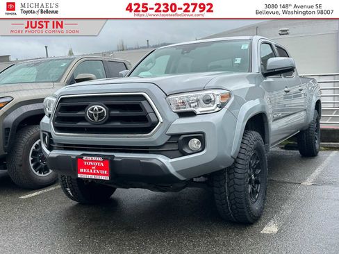 Used 2021 Toyota Tacoma SR5 AWD/4WD image 1