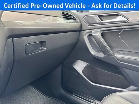 Certified 2023 Volkswagen Tiguan SE R-Line AWD/4WD image 18