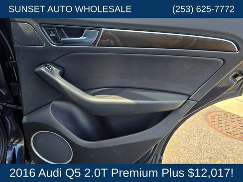Used 2016 Audi Q5 2.0T Premium Plus w/ Technology Package AWD/4WD image 21