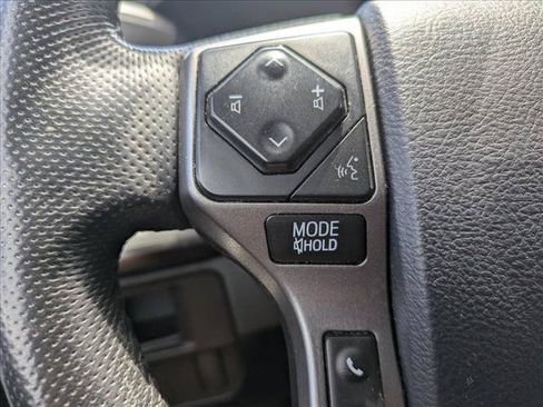 Used 2017 Toyota Tacoma SR5 w/ Tow Package AWD/4WD image 14