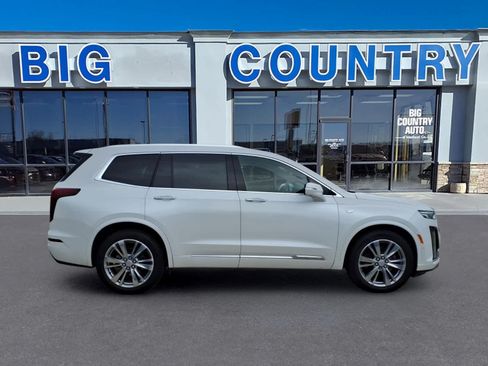 Used 2024 Cadillac XT6 Premium Luxury w/ Platinum Package AWD/4WD image 4