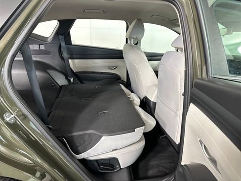 Certified 2025 Hyundai Tucson SE image 27