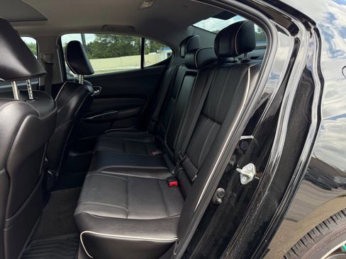 Used 2019 Acura TLX V6 w/ Technology Package FWD image 12