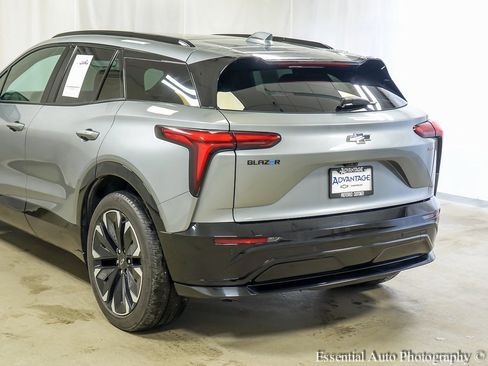 Certified 2024 Chevrolet Blazer EV RS image 7