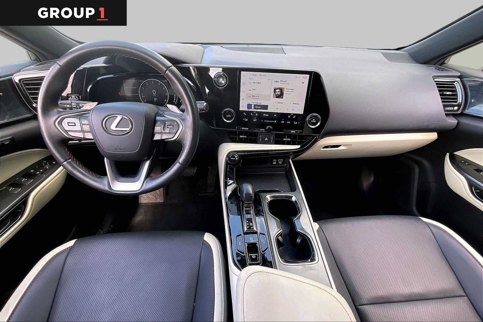 Used 2024 Lexus NX 250 FWD w/ Towing Package (2000 Lbs) image 13
