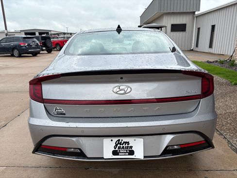 Used 2023 Hyundai Sonata Limited w/ Cargo Package FWD image 9